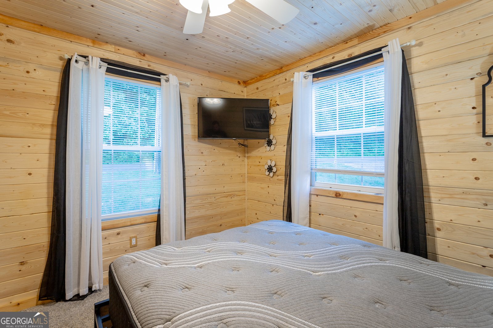 1370 &1372 Peggy Lane Tunnel Hill - 24