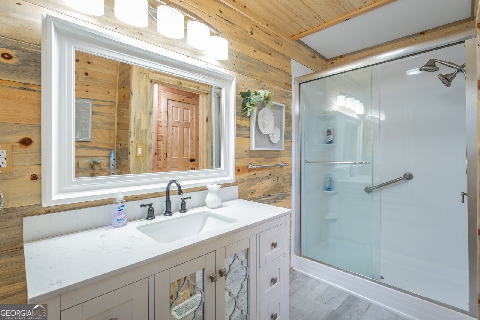 1370 &1372 Peggy Lane Tunnel Hill - 43