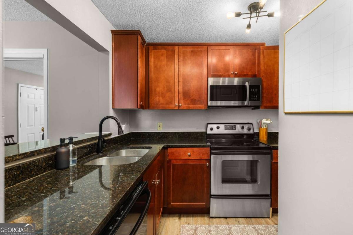 2657 Lenox Road Atlanta - 18