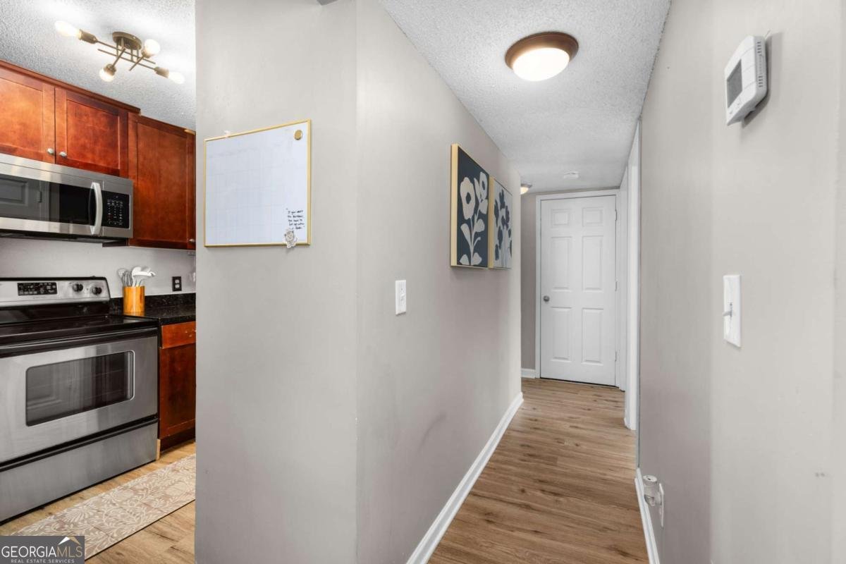 2657 Lenox Road Atlanta - 24