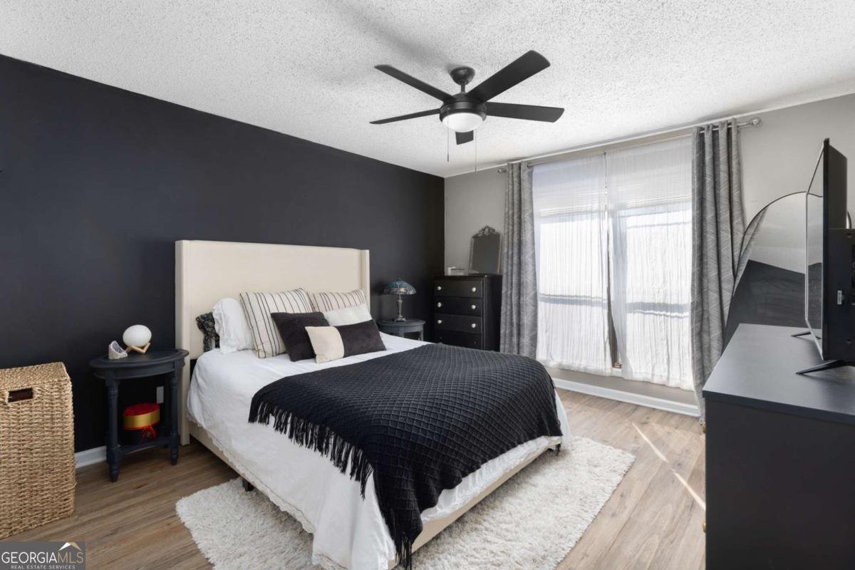 2657 Lenox Road Atlanta - 34