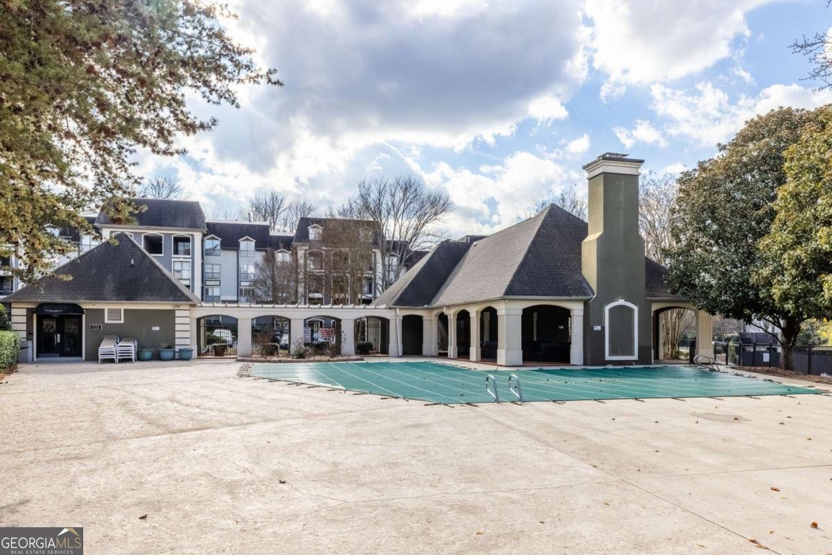 2657 Lenox Road Atlanta - 45