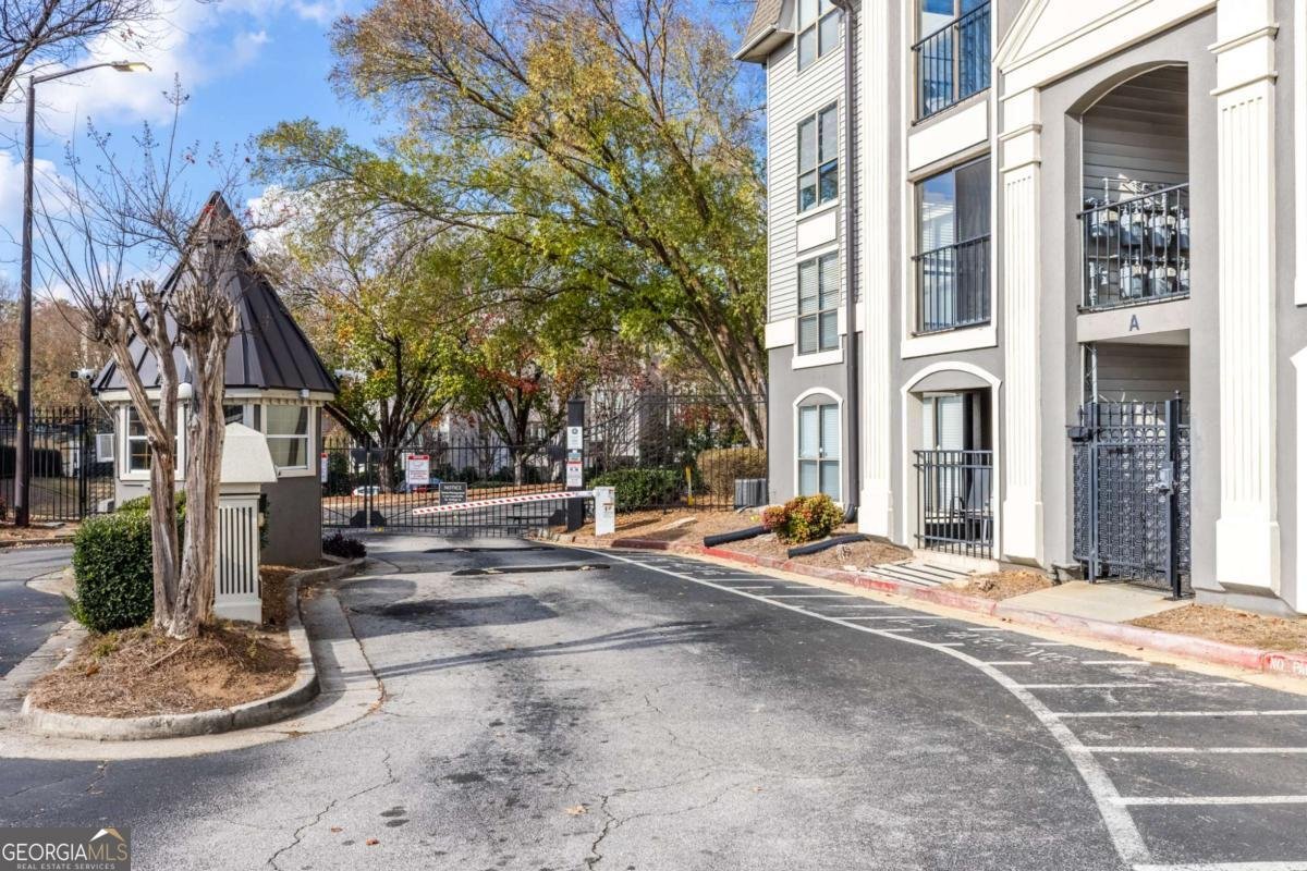 2657 Lenox Road Atlanta - 53