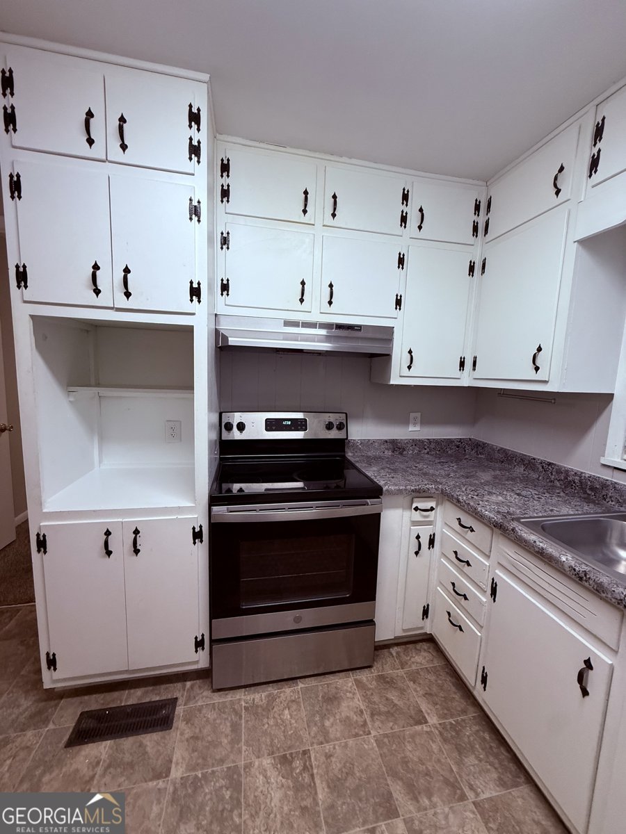 318 Bonnell Street Oxford - 10