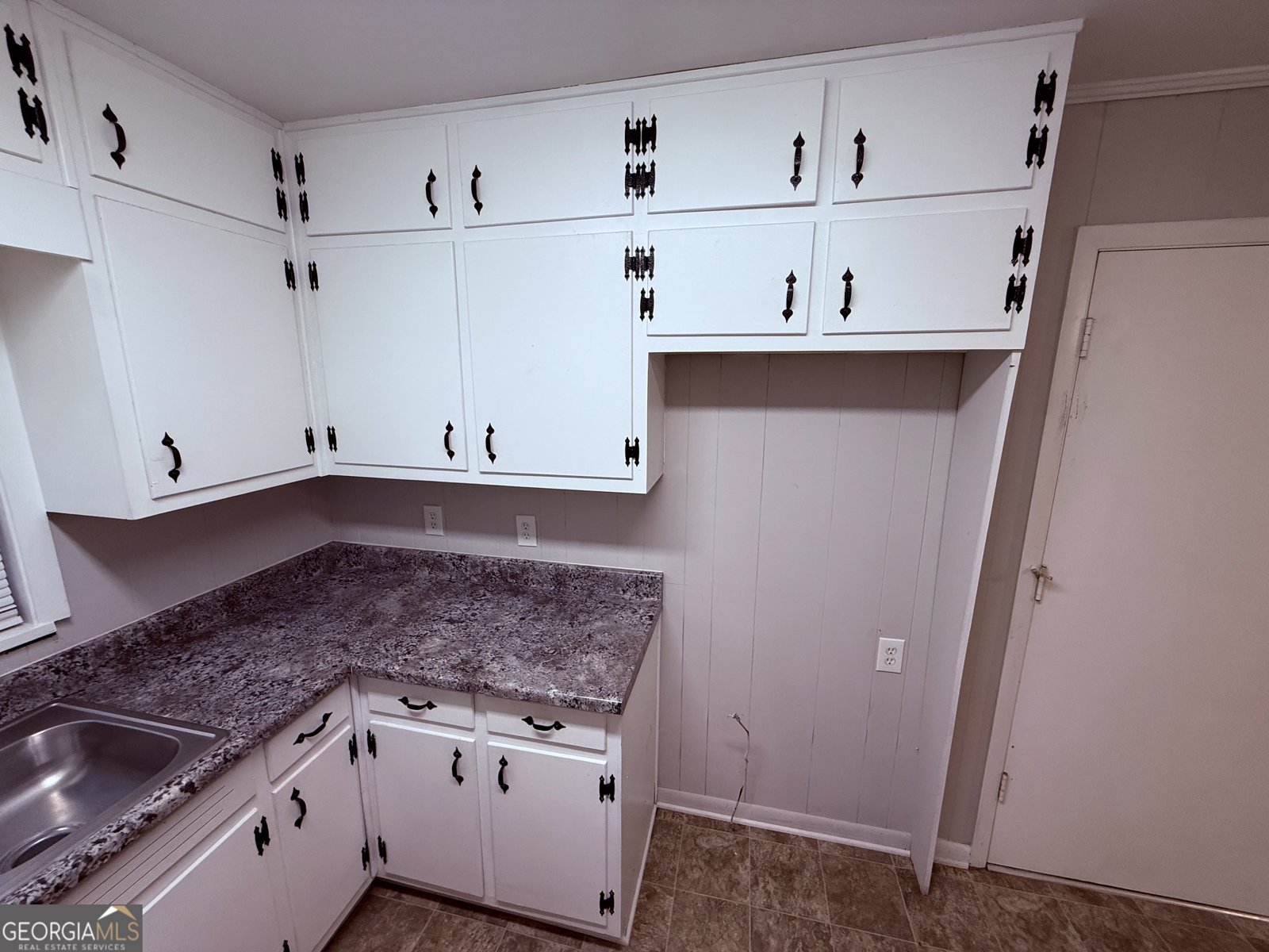 318 Bonnell Street Oxford - 13