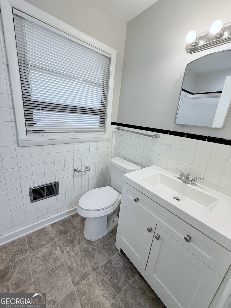 318 Bonnell Street Oxford - 19