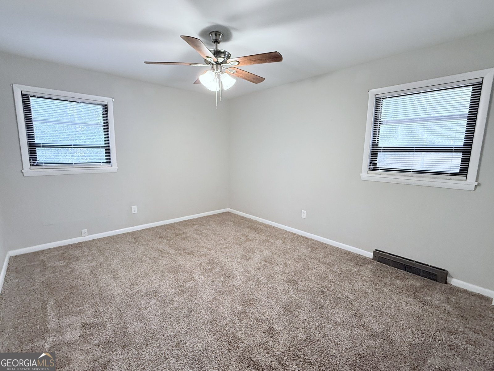 318 Bonnell Street Oxford - 26