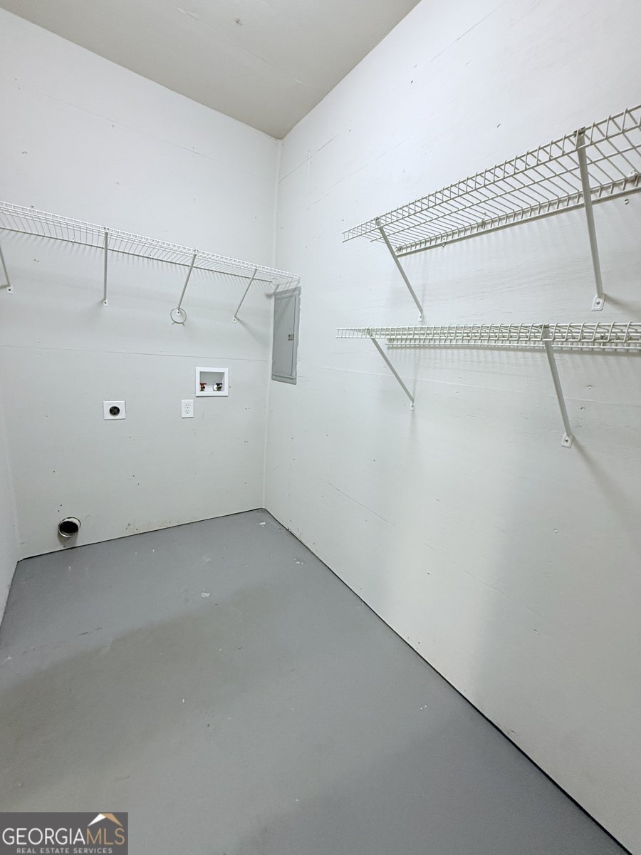 318 Bonnell Street Oxford - 27