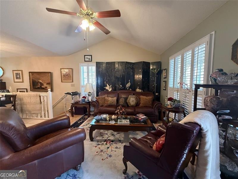 490 GOLDEN Dahlonega - 4