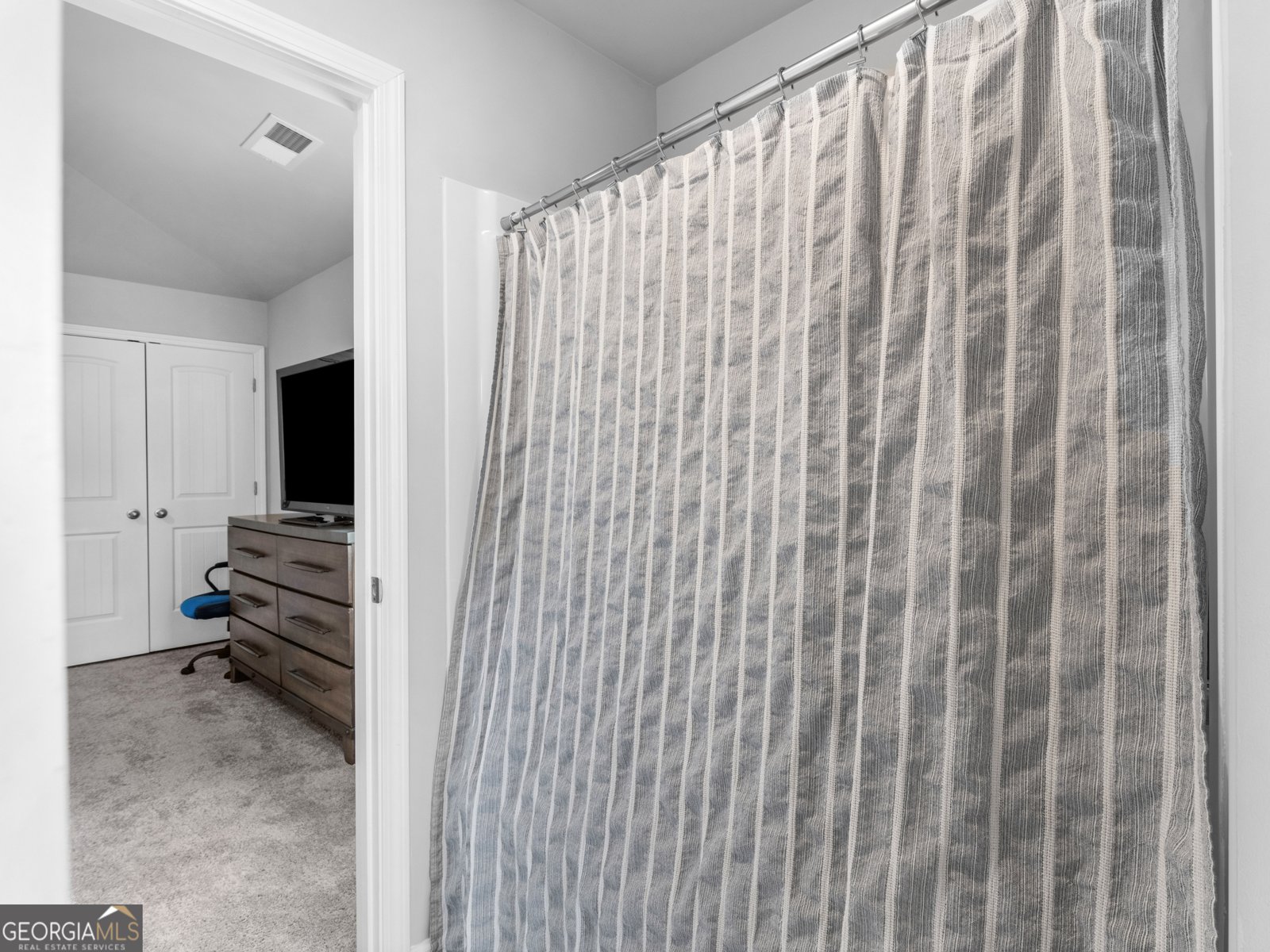 445 Sawmill Trace Hampton - 43