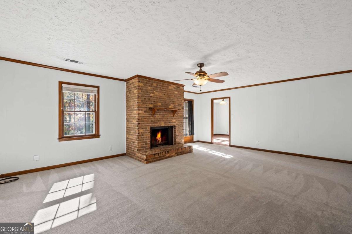 2005 HIGHRIGGS Lane Snellville - 14