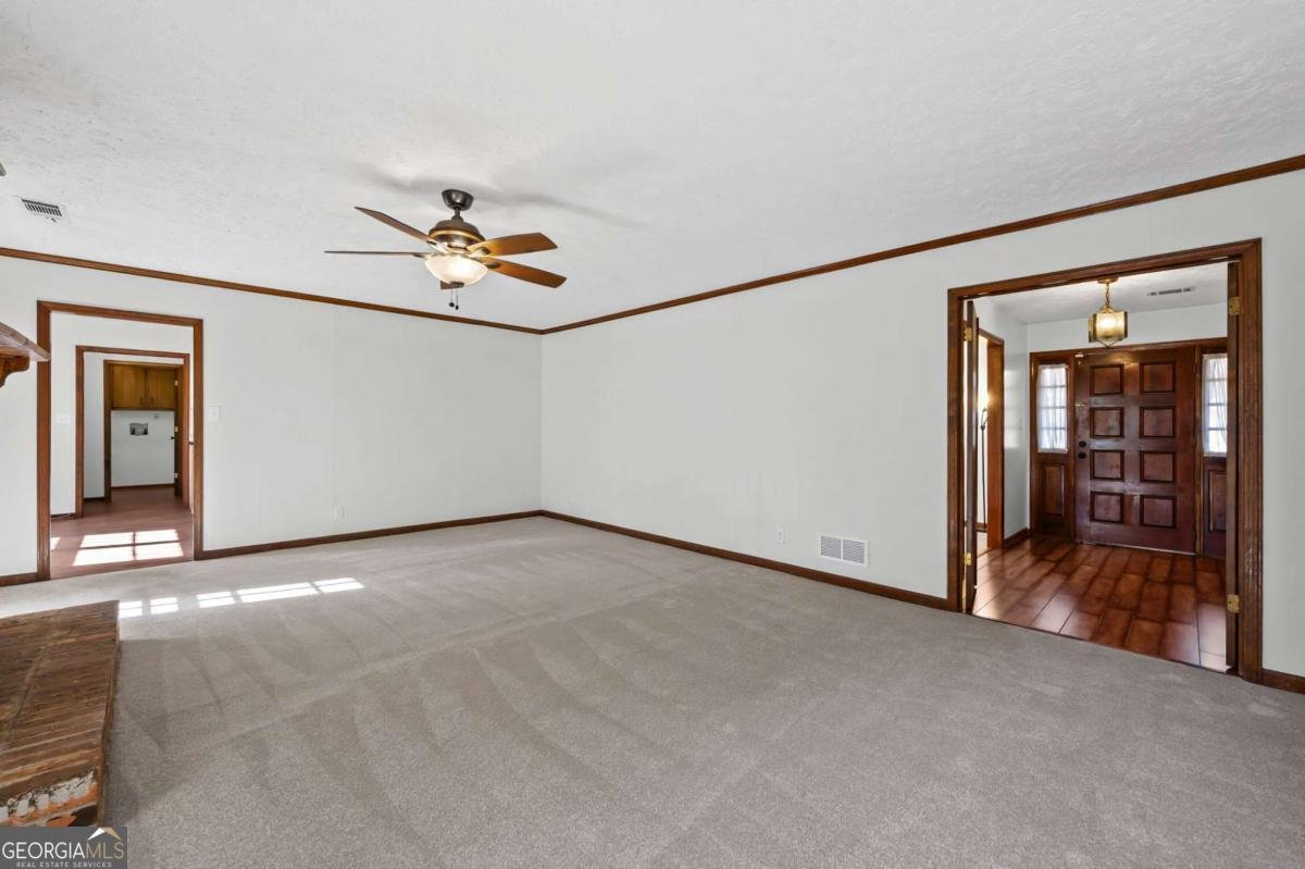 2005 HIGHRIGGS Lane Snellville - 17