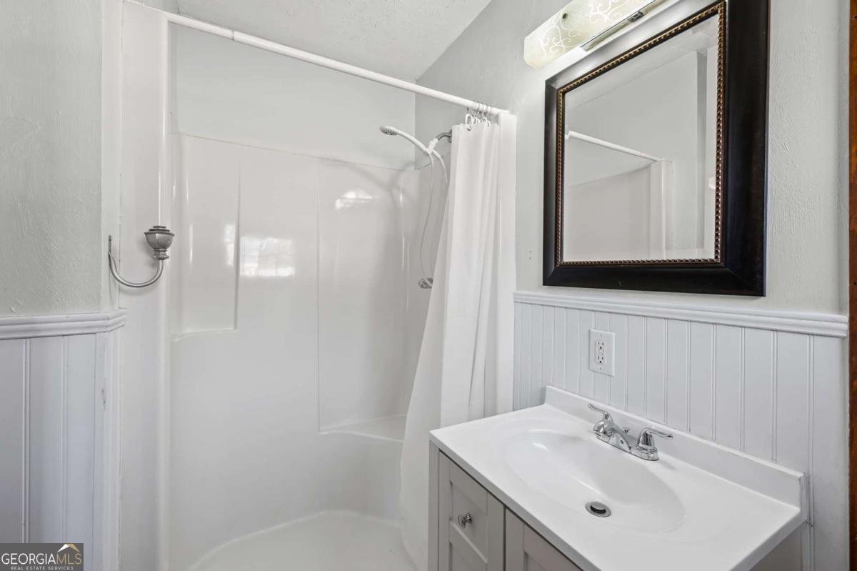 2005 HIGHRIGGS Lane Snellville - 24