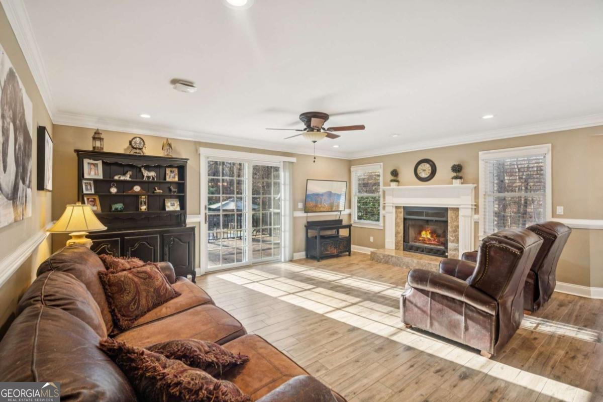 1552 Catherine Court Suwanee - 11