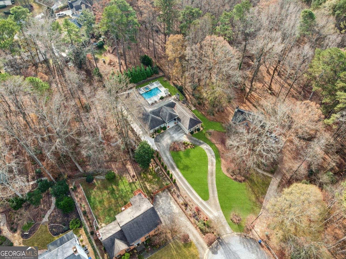 1552 Catherine Court Suwanee - 3