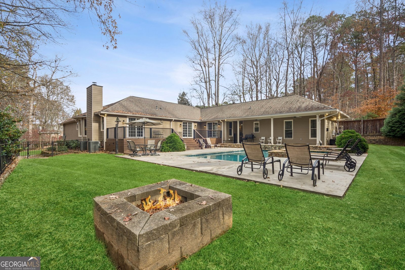 1552 Catherine Court Suwanee - 30