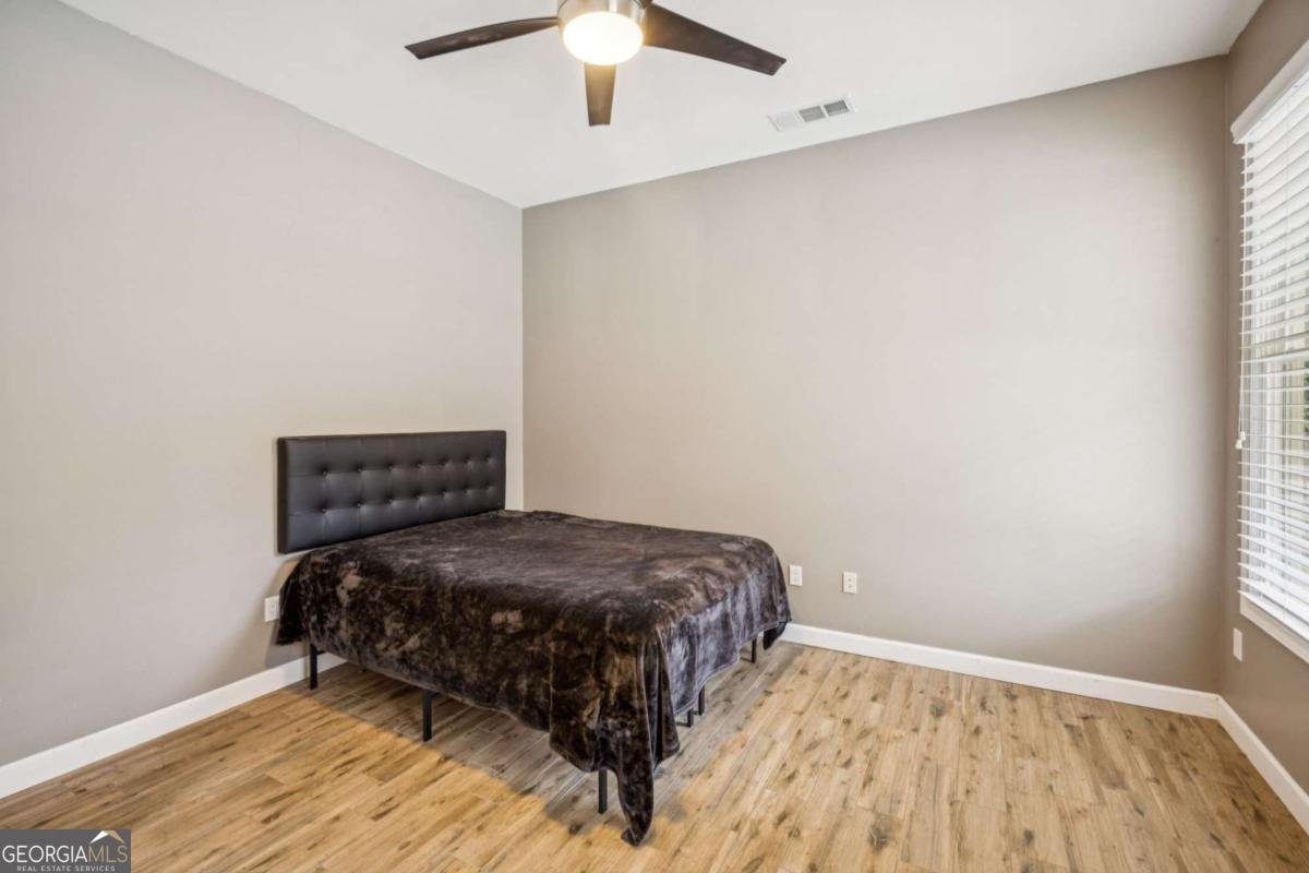 1552 Catherine Court Suwanee - 36