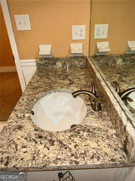 3925 Mountain View Road Oakwood - 4