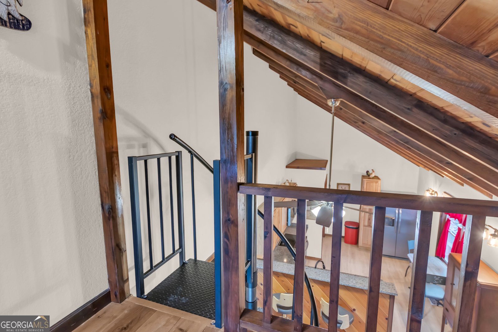 112 Old Stage Coach Road Clarkesville - 30