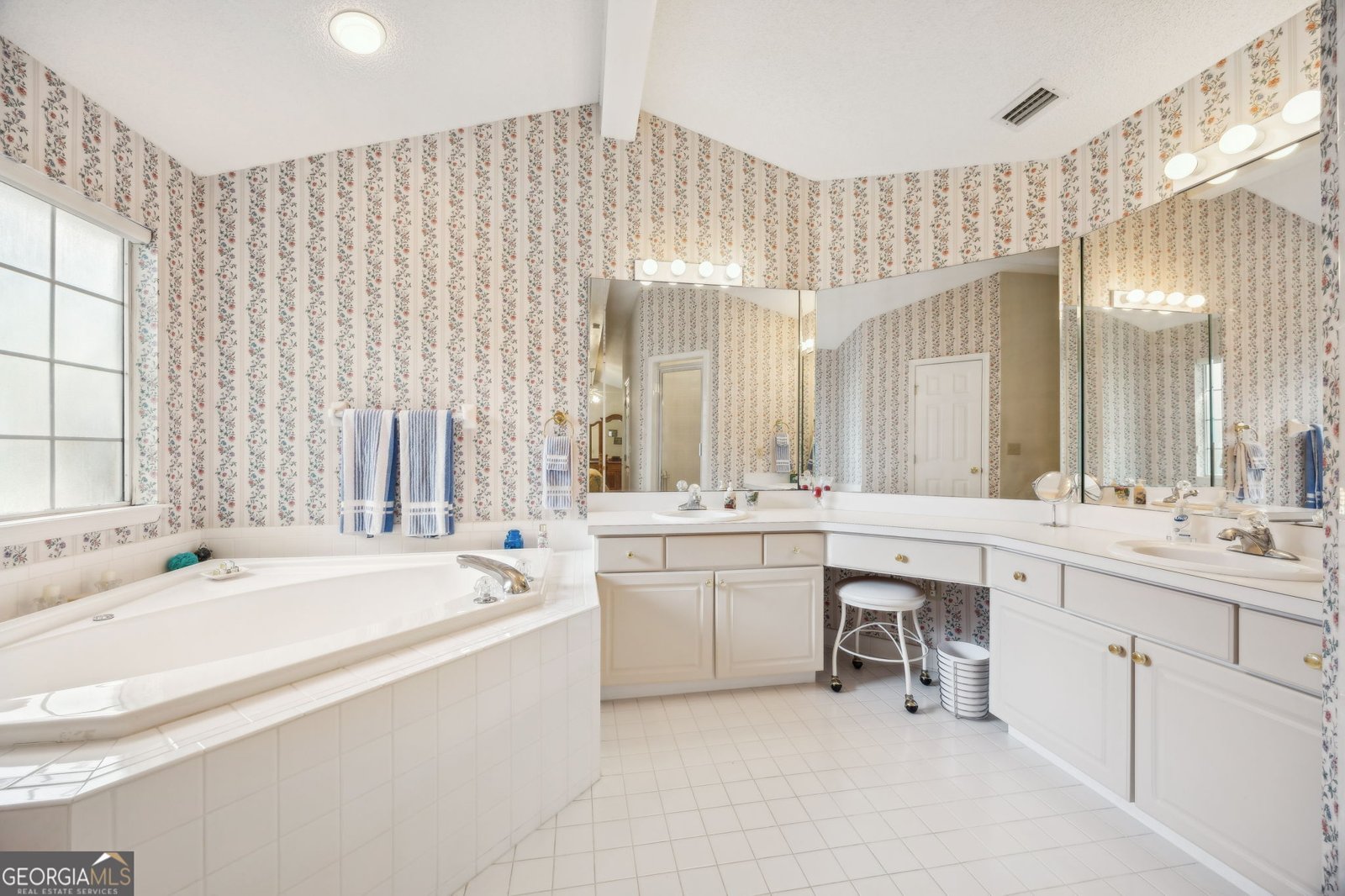 223 Cardinal Circle St. Marys - 18