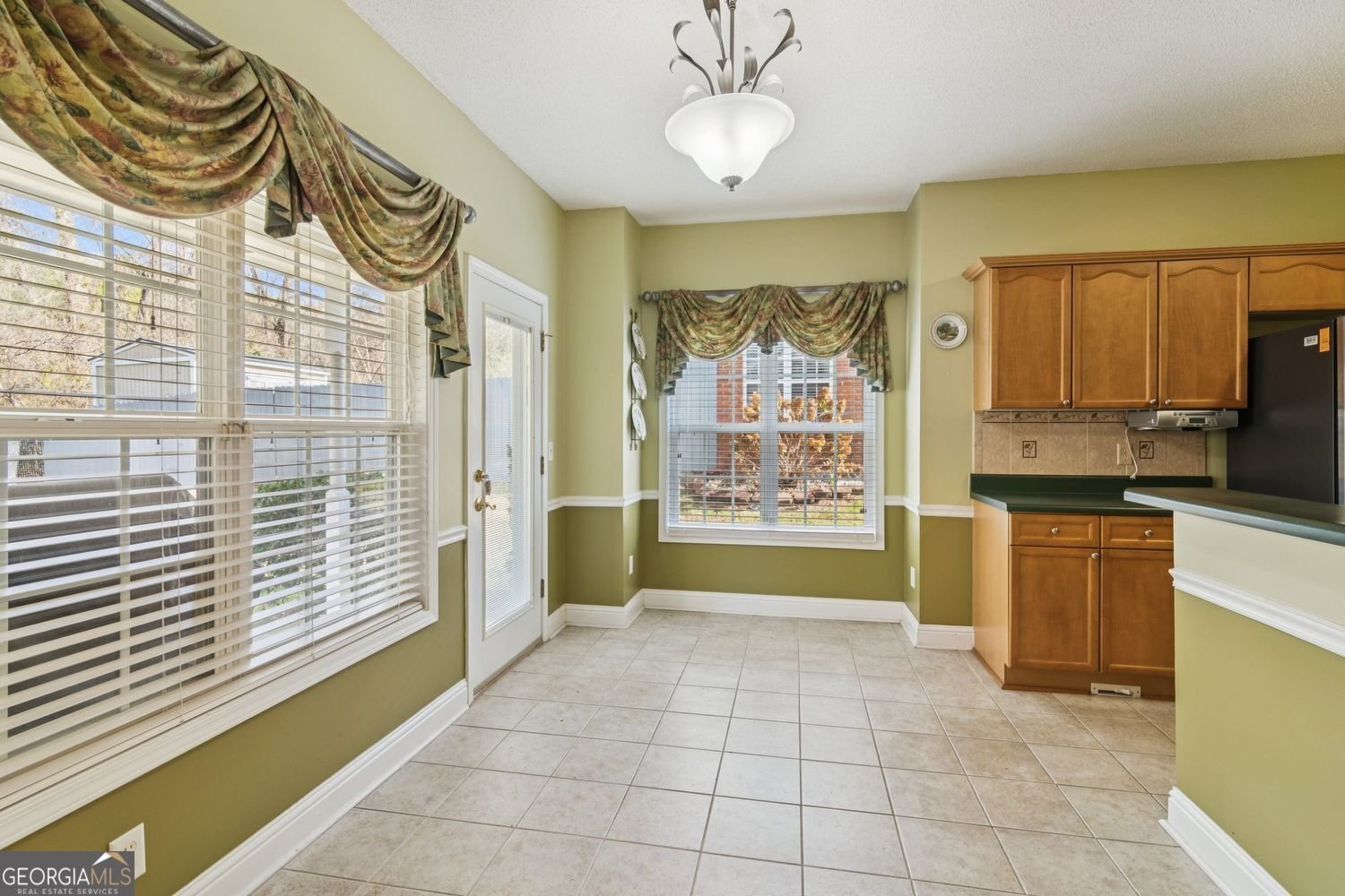 2530 Rosehill Circle Lithia Springs - 11