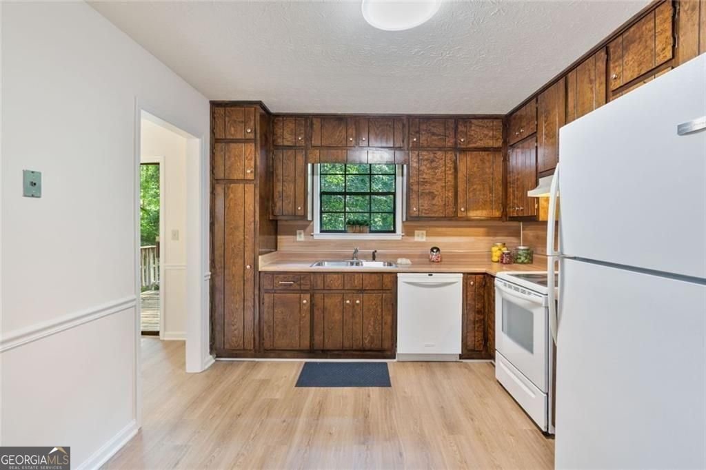 4534 Tifton Court Powder Springs - 8