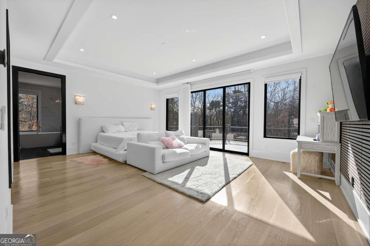 3440 Ronnie Lane Suwanee - 37