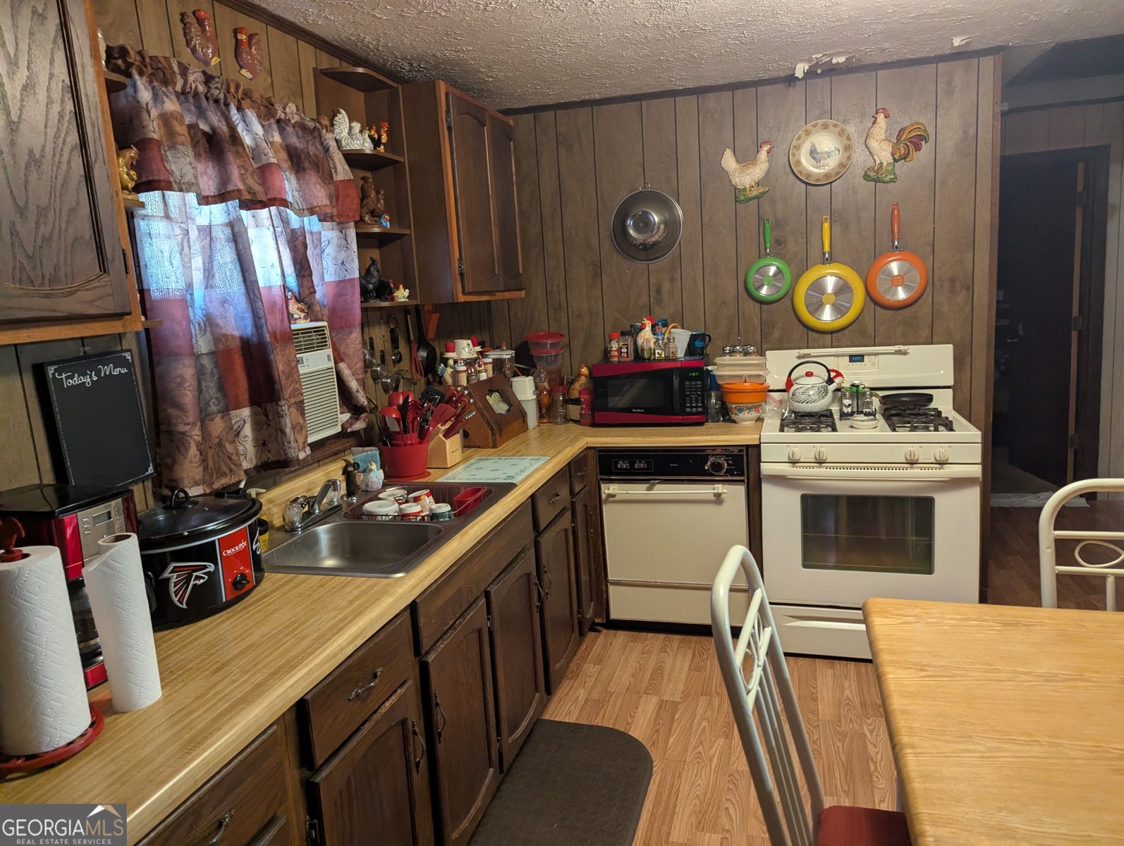 192 Pine Street Fairburn - 11