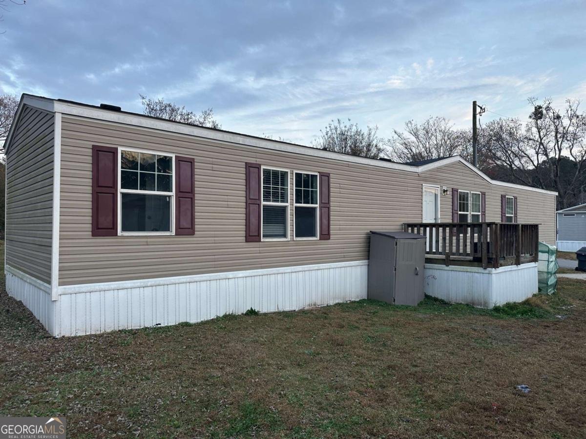 145 Town Lane Fayetteville - 1