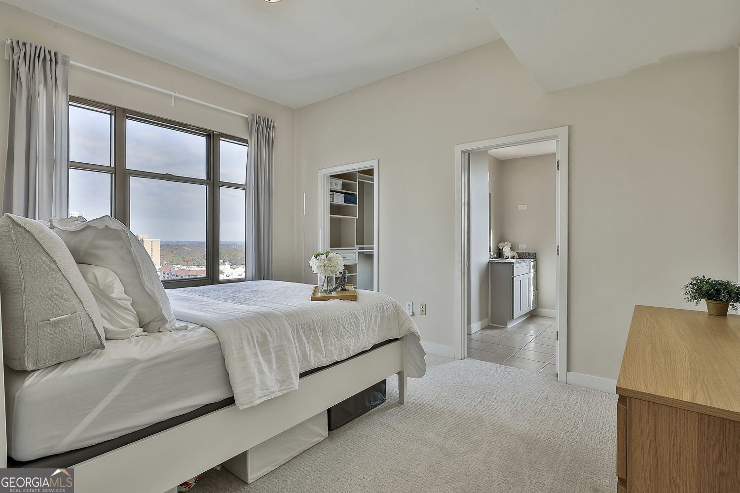 565 Peachtree Street Atlanta - 20