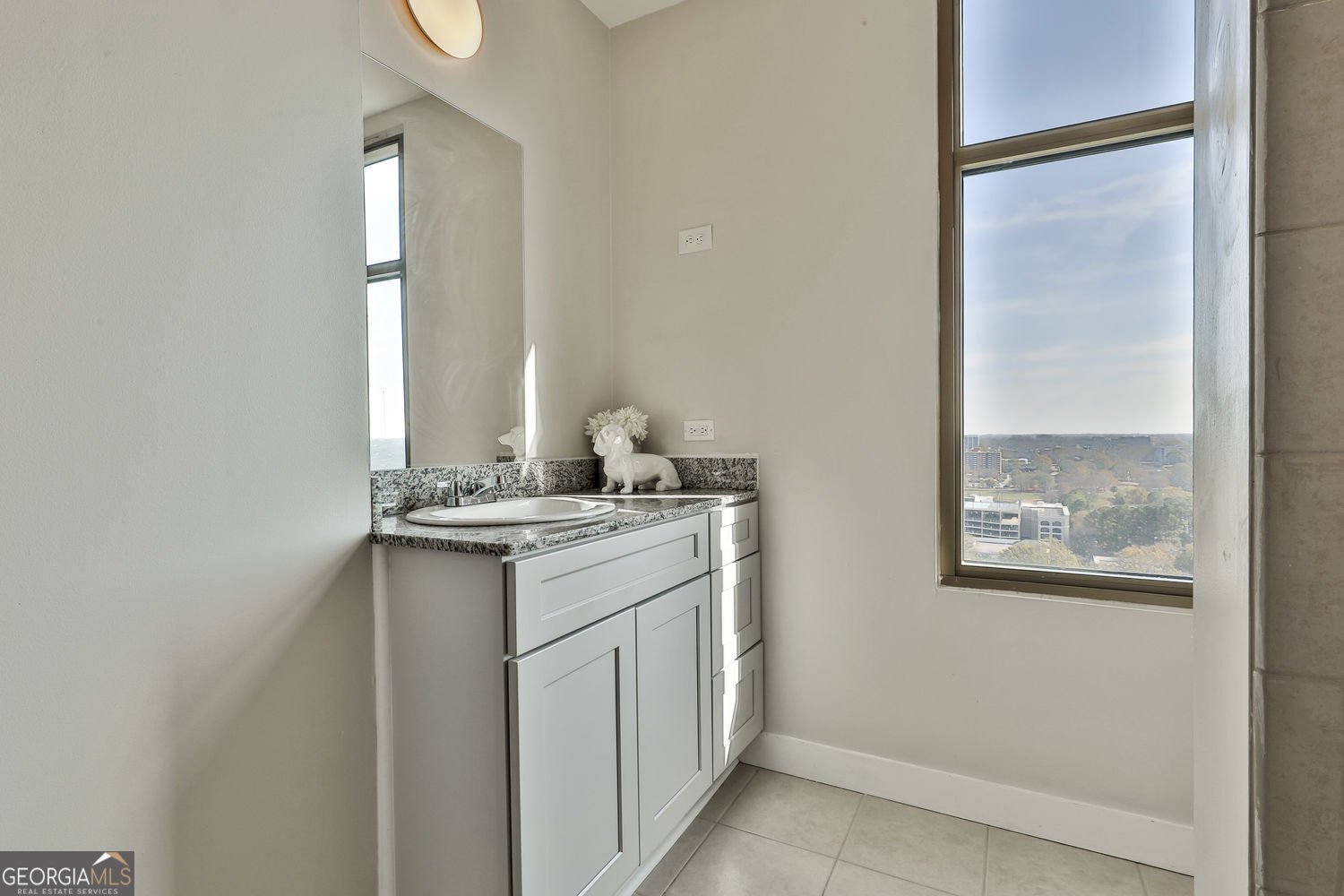 565 Peachtree Street Atlanta - 22