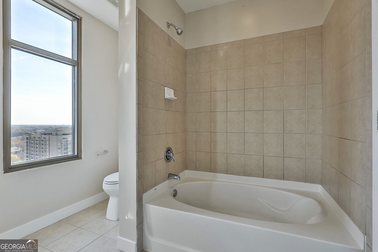 565 Peachtree Street Atlanta - 23