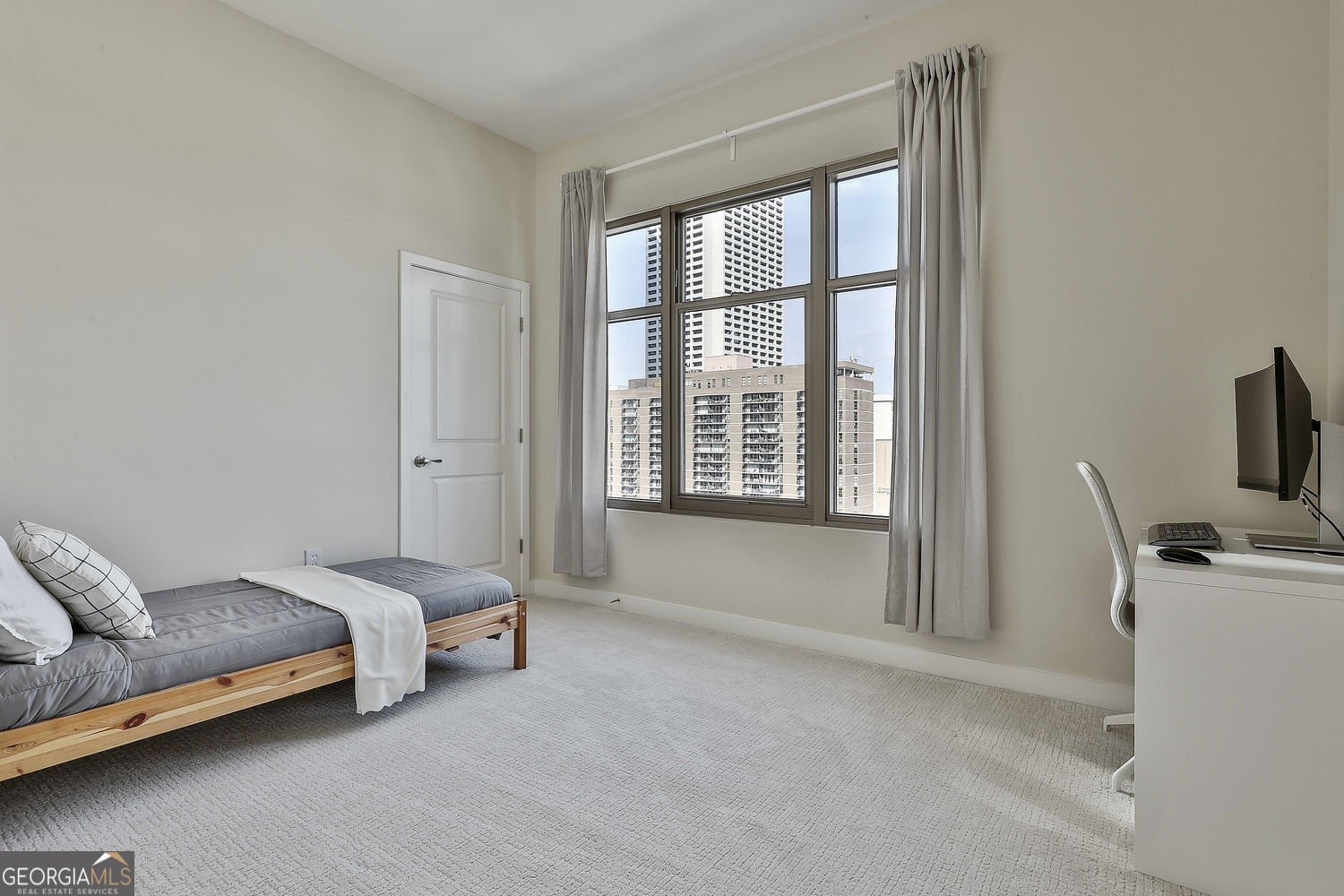 565 Peachtree Street Atlanta - 25