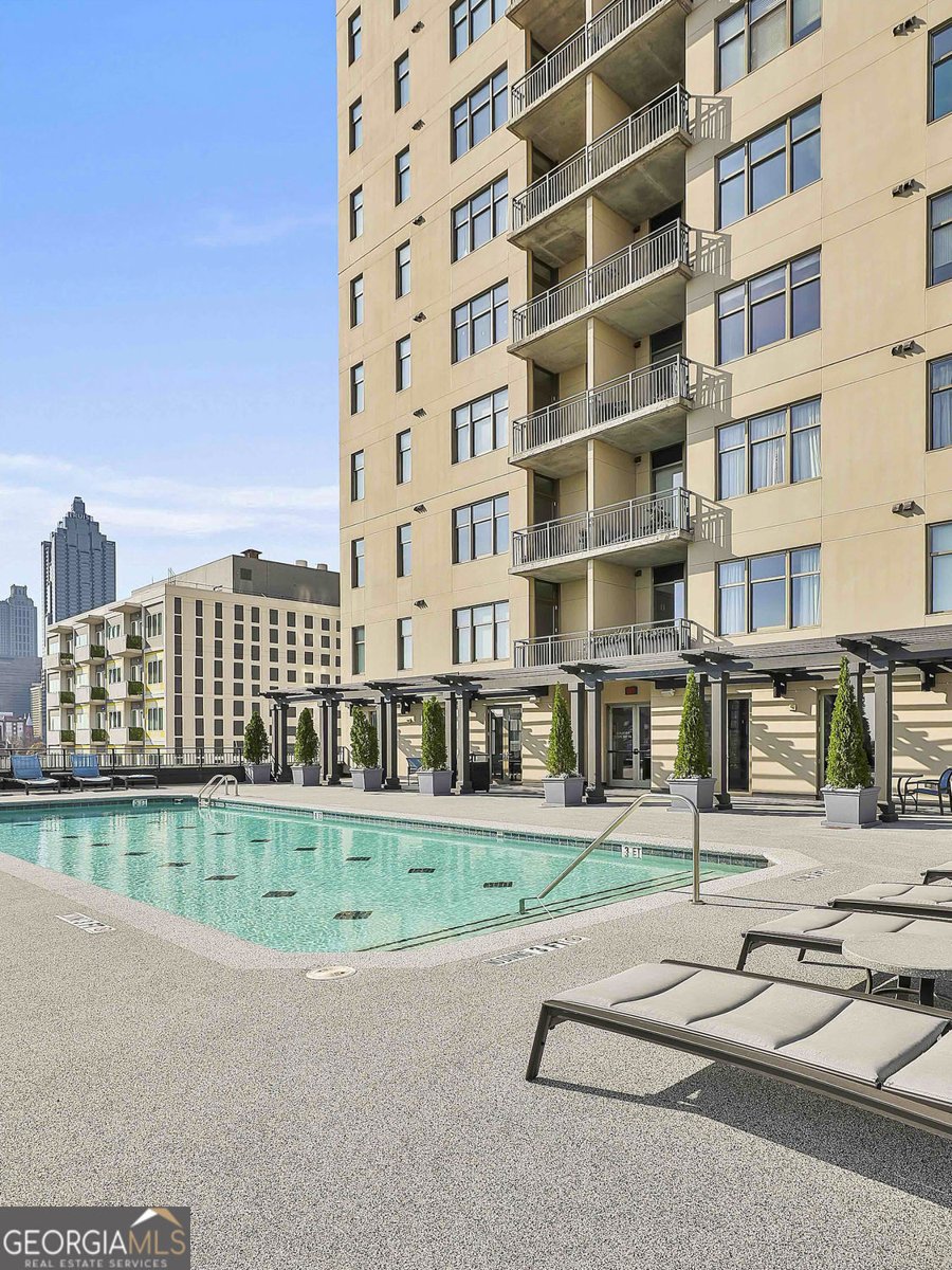 565 Peachtree Street Atlanta - 33