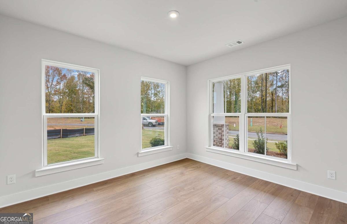 5230 Hyde Grove Drive Cumming - 5