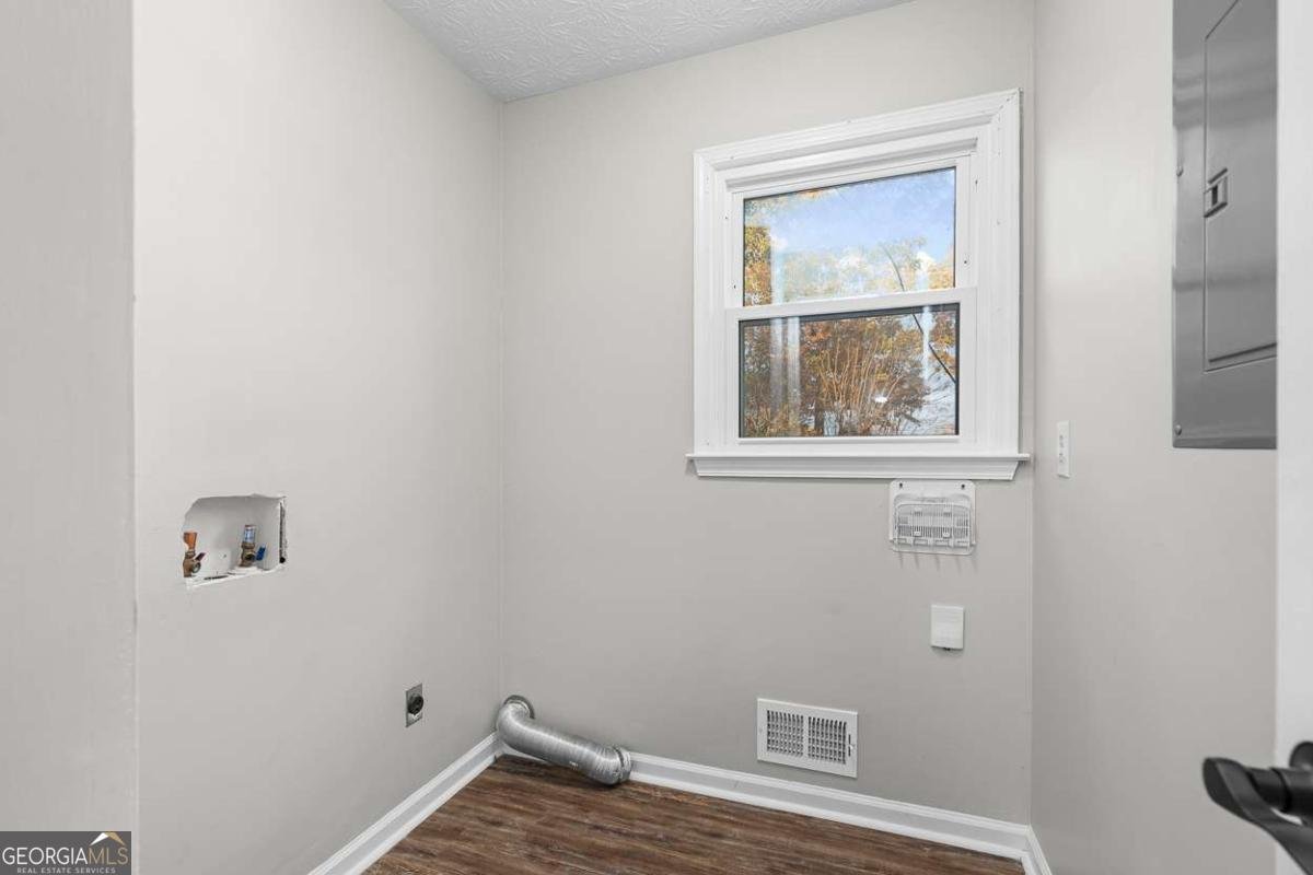 474 Daisy Trail Lawrenceville - 28