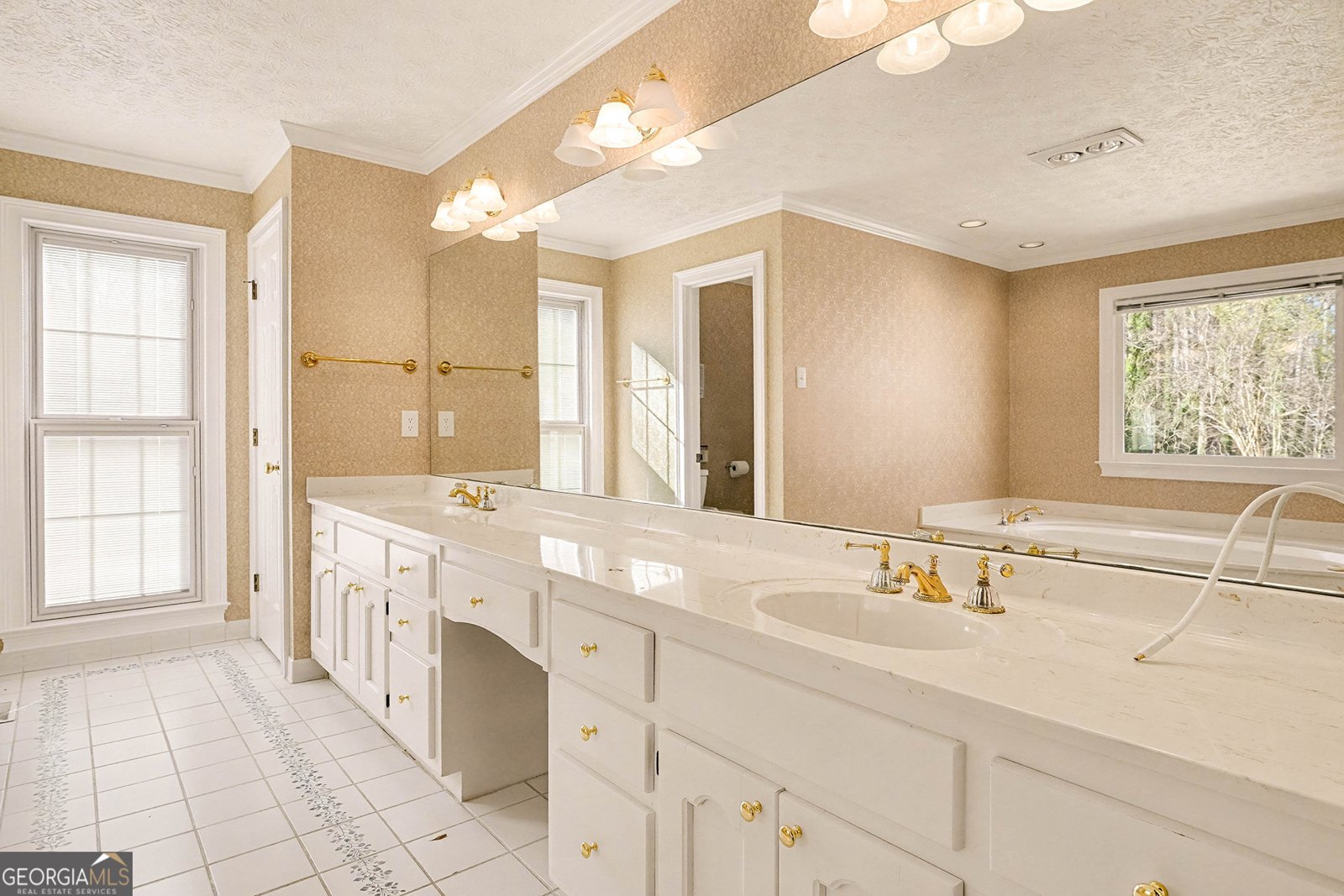 8566 Shoreline Drive Jonesboro - 35