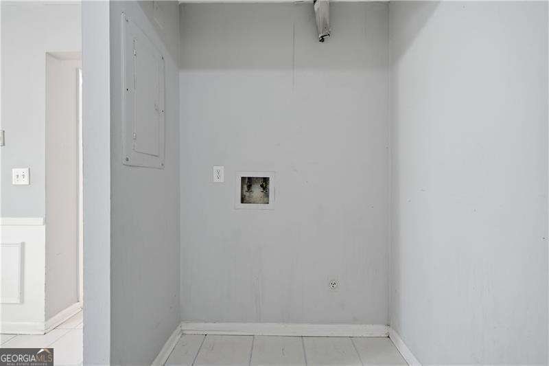 936 Six Oaks Circle Norcross - 11