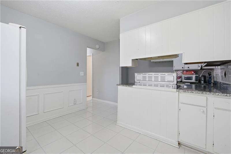 936 Six Oaks Circle Norcross - 12