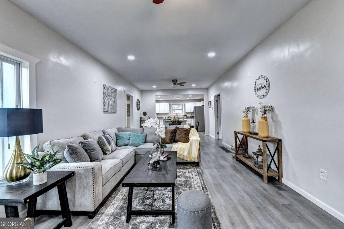 1233 OAKLAND Drive Atlanta - 6