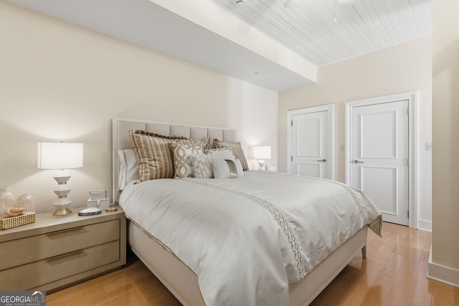 300 Bull Street Savannah - 32