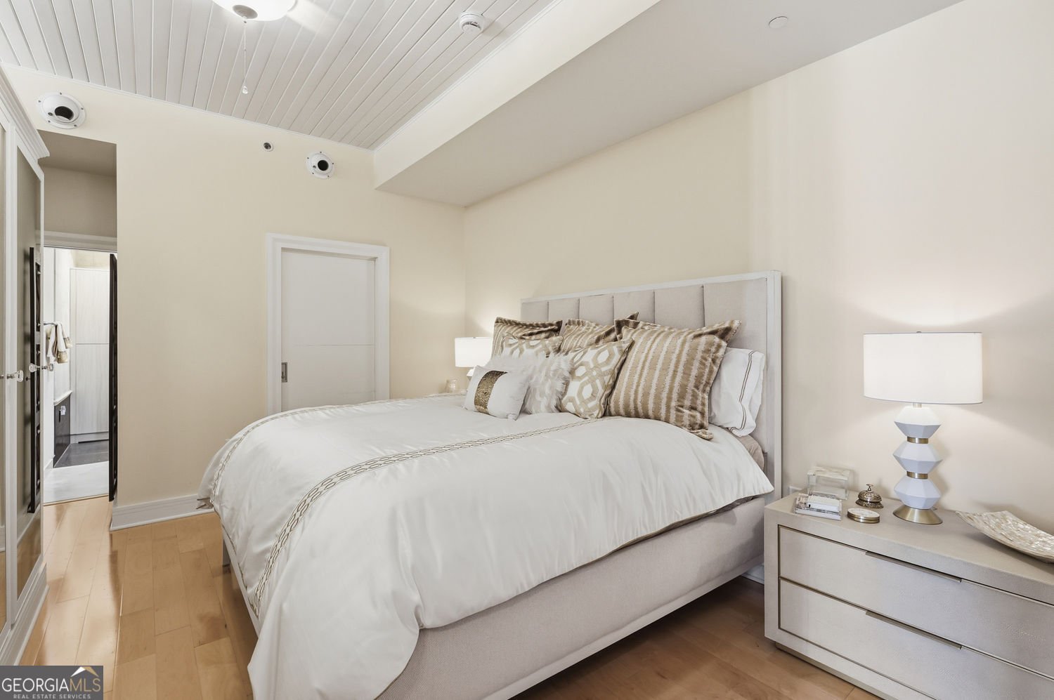 300 Bull Street Savannah - 34