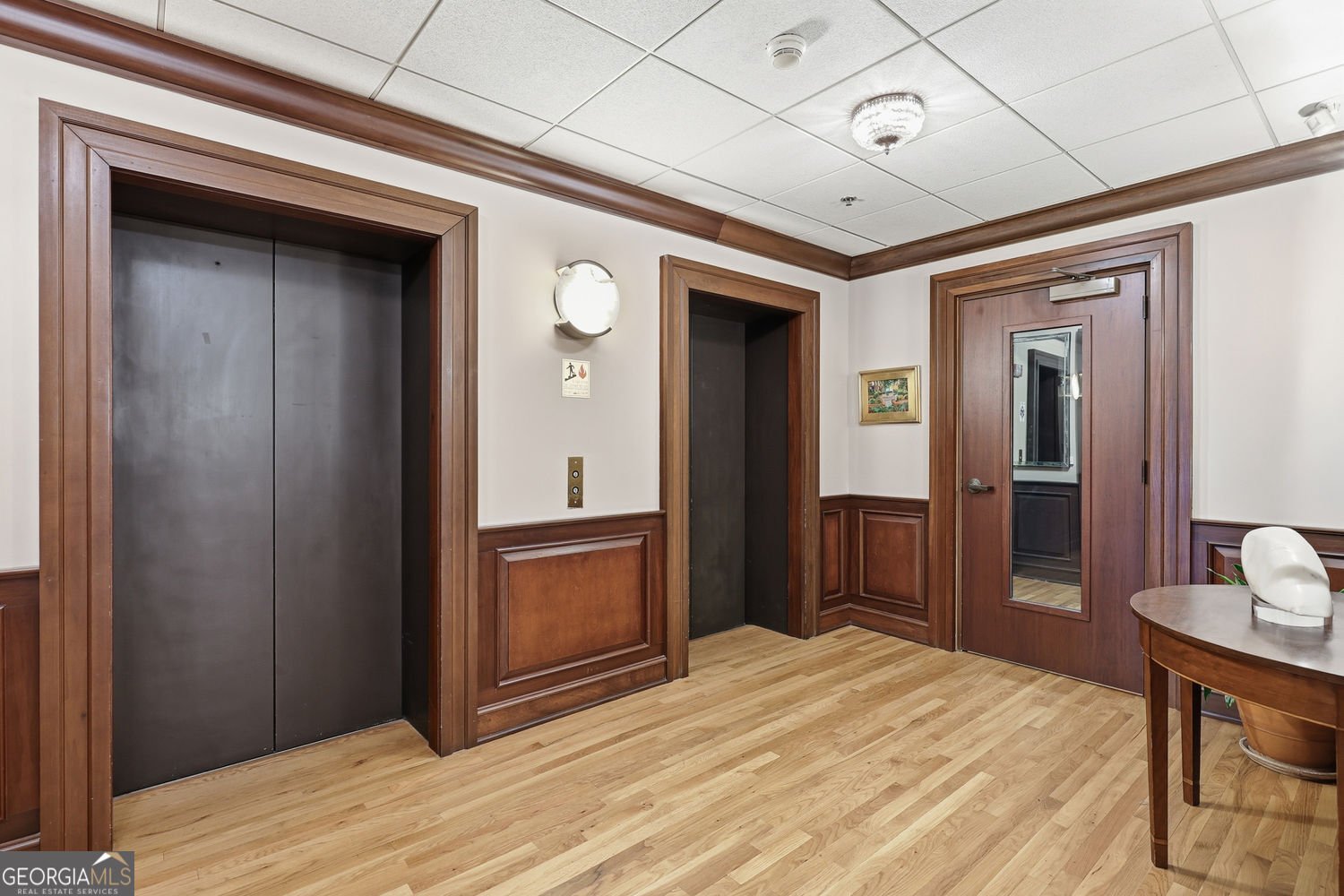 300 Bull Street Savannah - 7