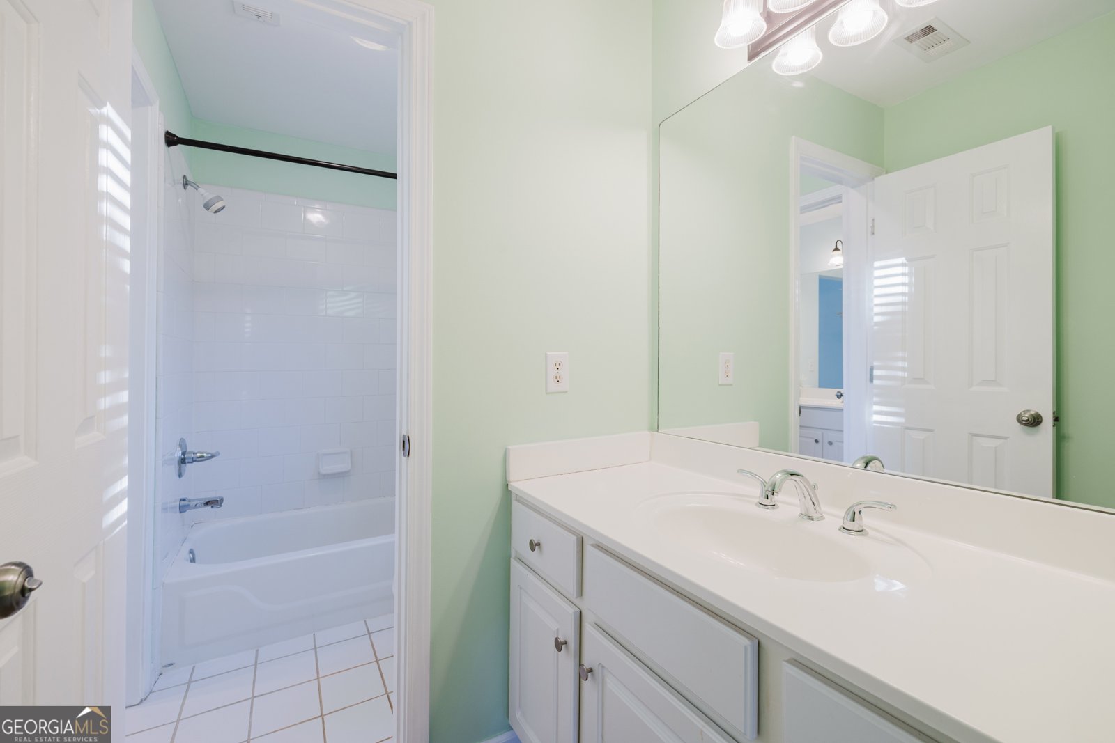 5020 Hickory Hills Drive Woodstock - 48