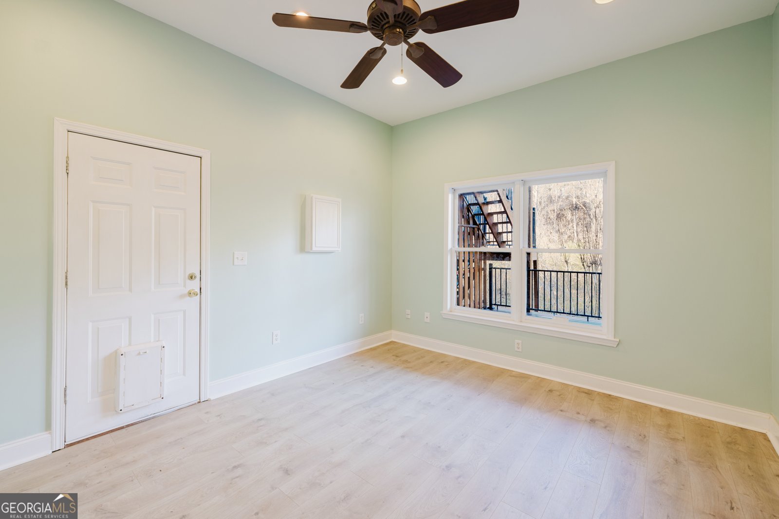 5020 Hickory Hills Drive Woodstock - 54