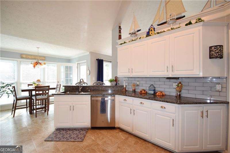 3671 QUAIL CREEK Drive Buford - 5