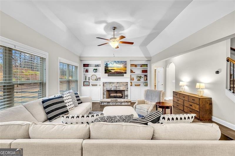 64 RED HAWK Dallas - 16