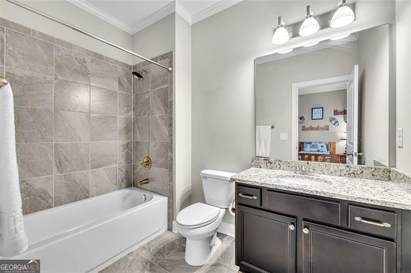 64 RED HAWK Dallas - 39