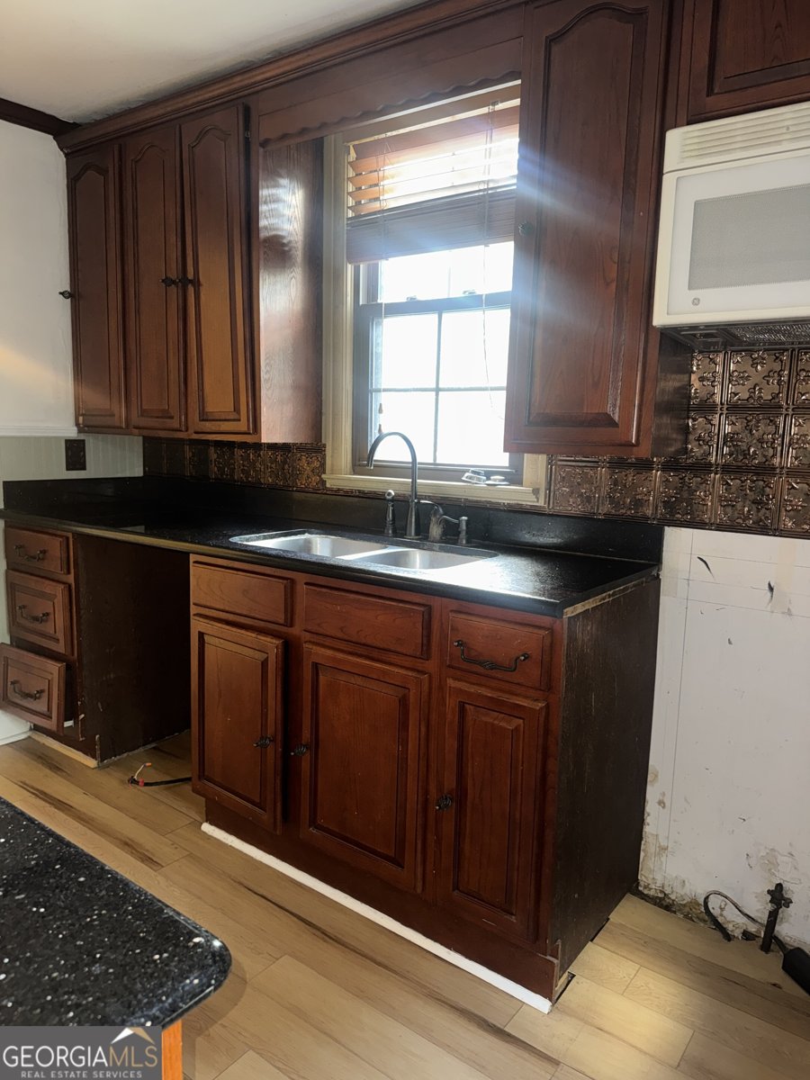 21 Kibbee Street Hawkinsville - 14