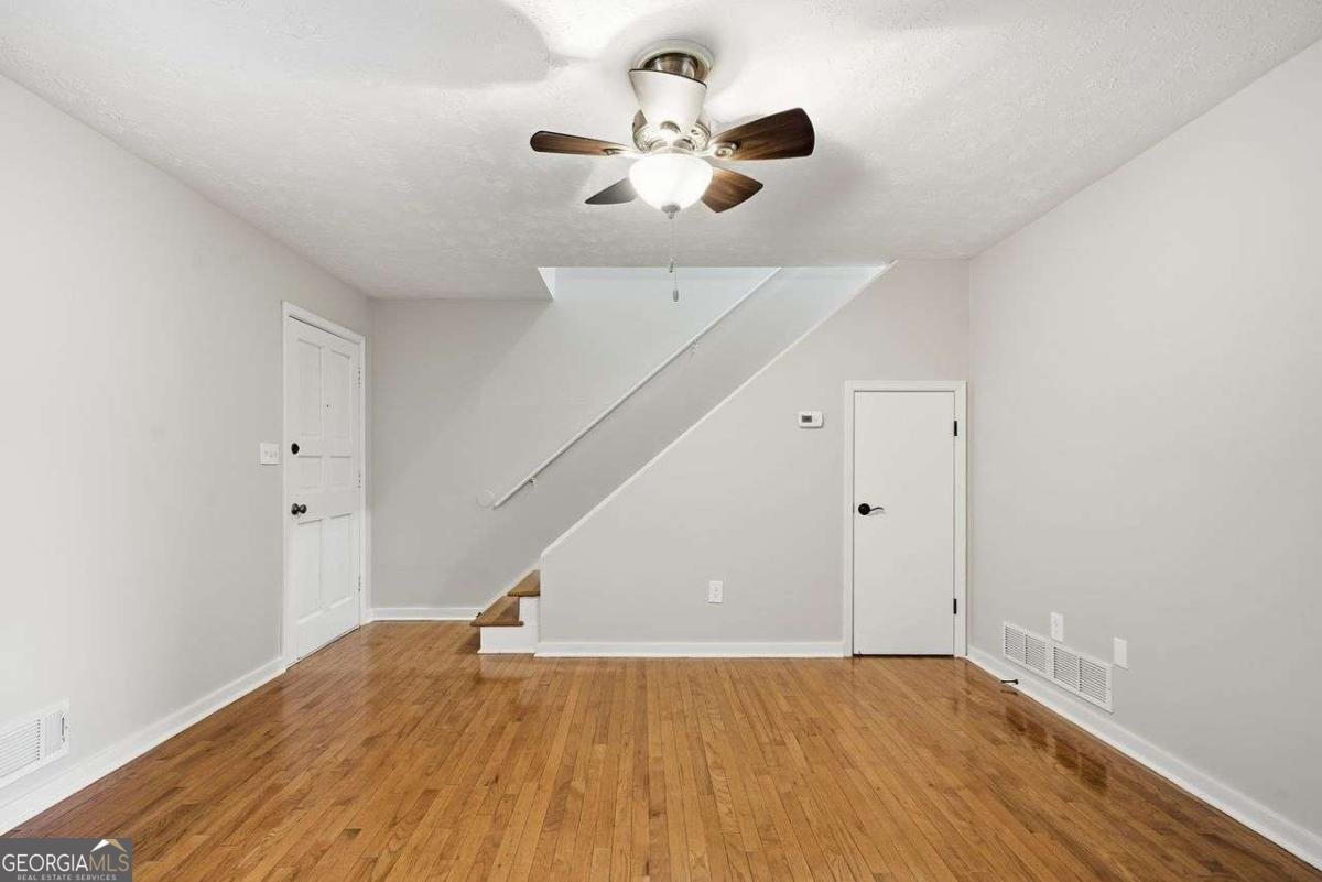 1071 OAKLAND Avenue Conyers - 7